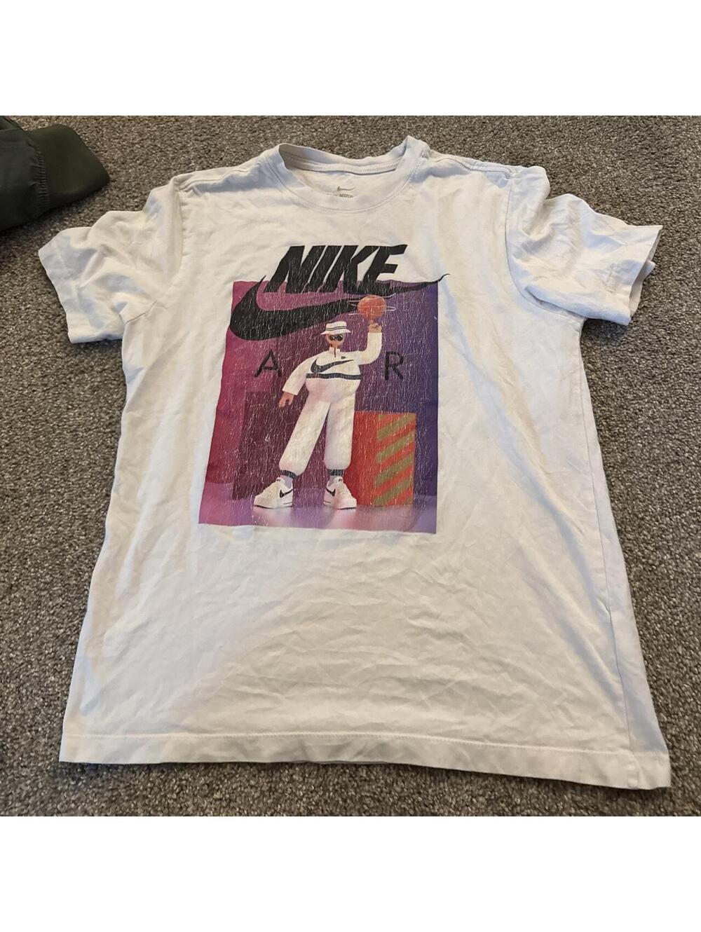 Nike Men's White Tshirt